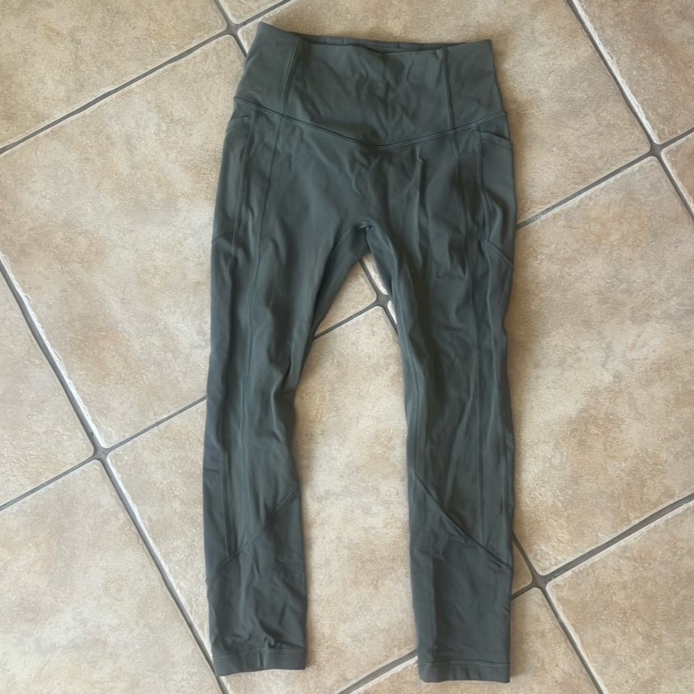 Lululemon leggings